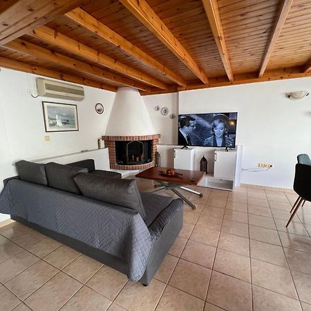 Casa Di Mare Villa Loutráki Buitenkant foto